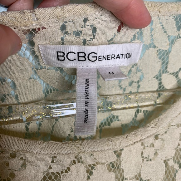 BCBGeneration Scalloped Lace Top - Picture 7 of 7